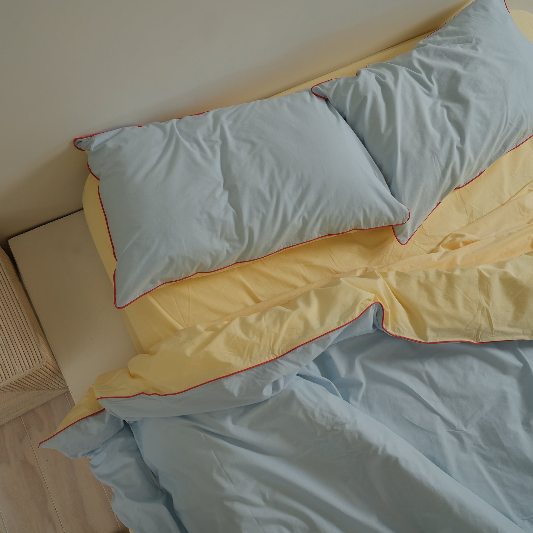 100% stonewashed cotton duvet set in butter/sky reversible, detail view