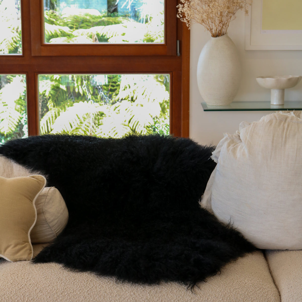 Tibetan Lambskin Rug - Black