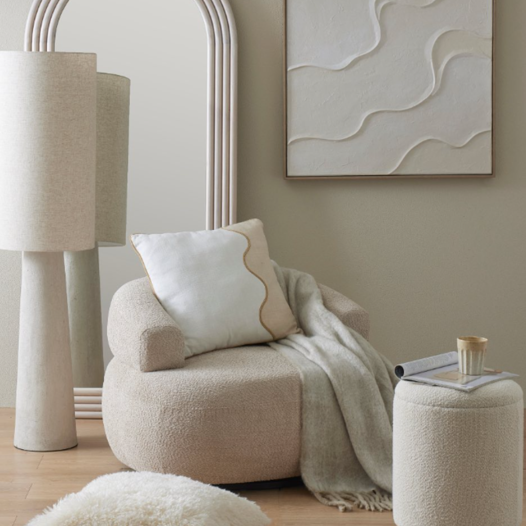 Darius Cushion Ivory/Sand