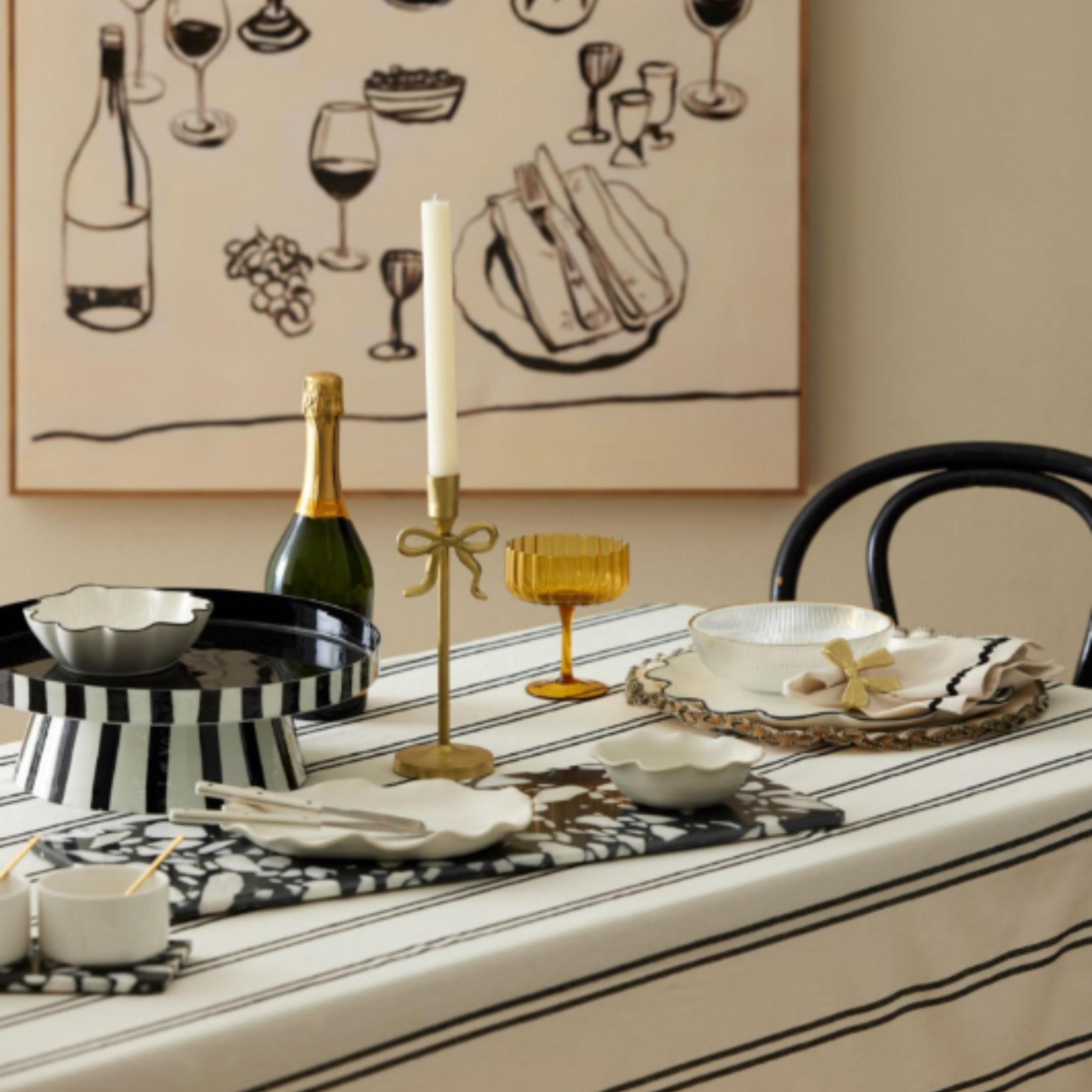 Sofia Cotton Table Cloth - Ivory/Black