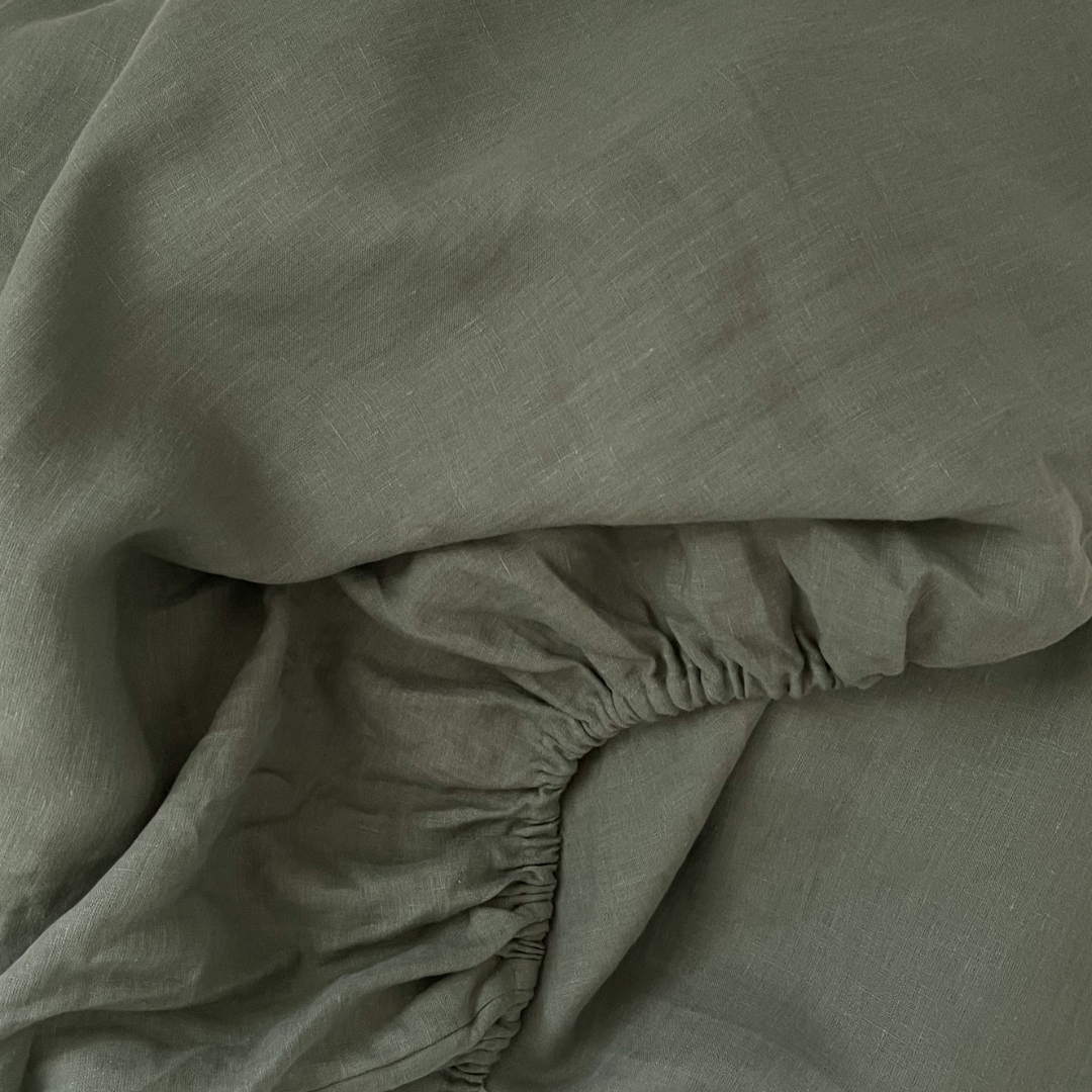 French flax linen duvet cover set in Lichen close-up of fabric