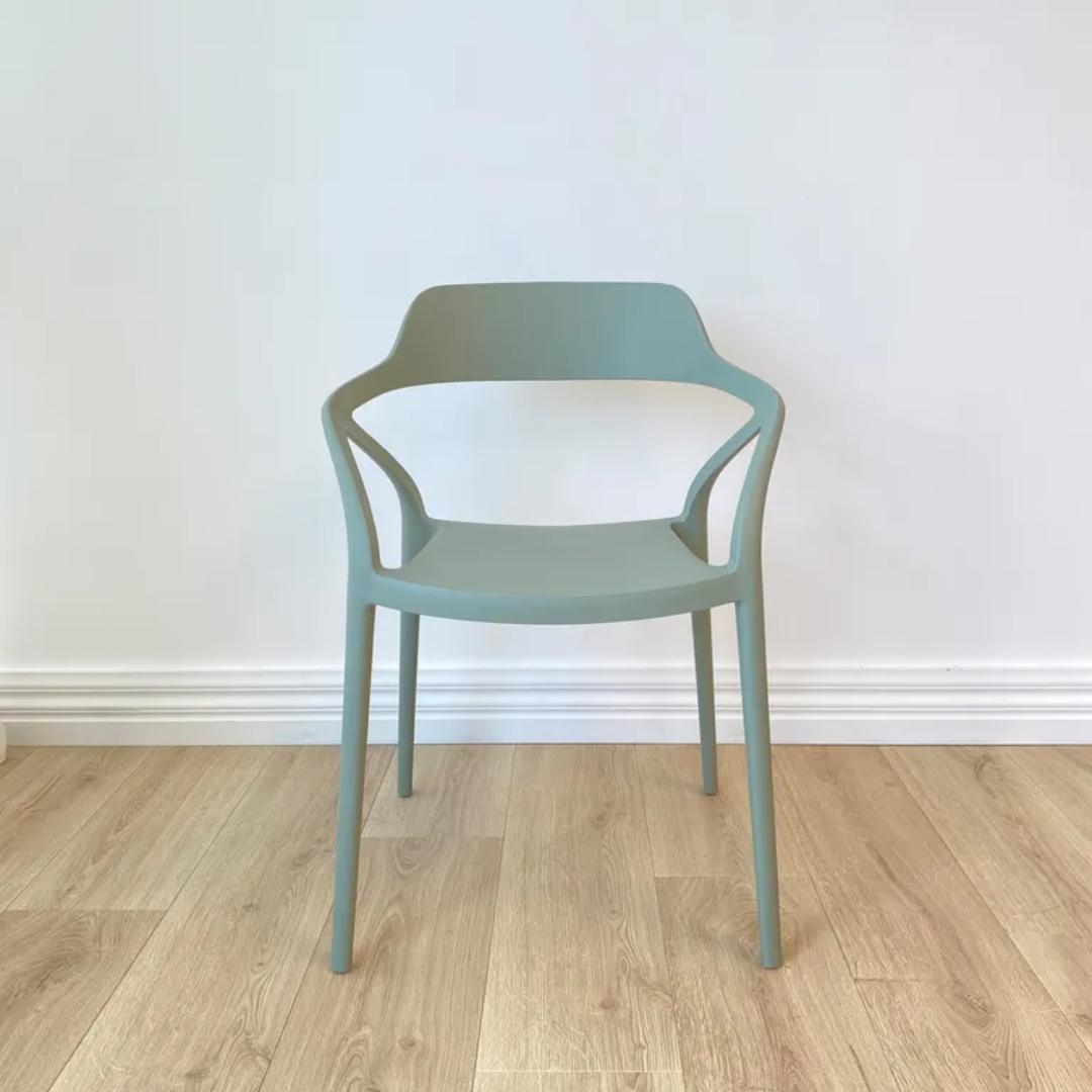 Max chair- moss grey in set of 4, close-up