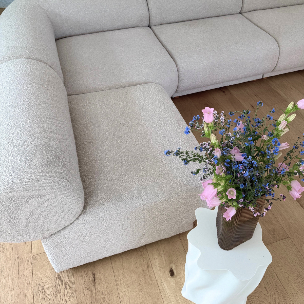 Rollas sofa in single