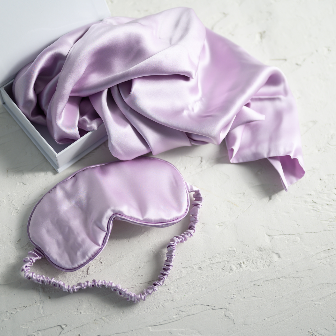 100% pure silk gift set in light lilac