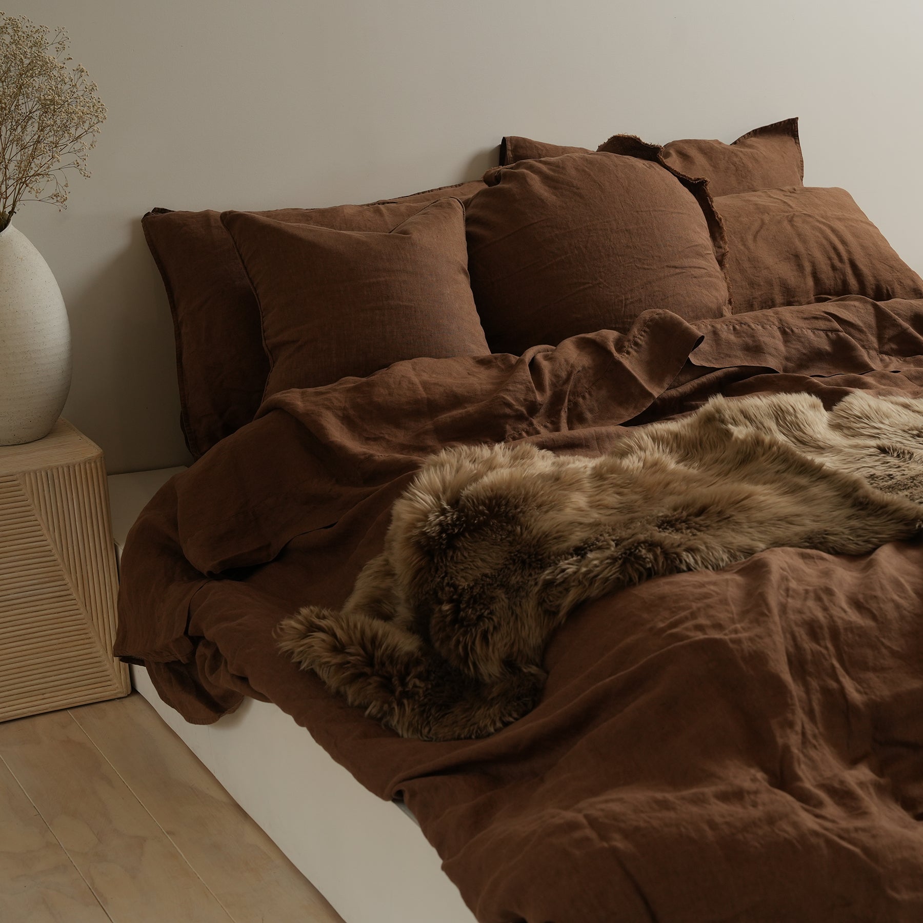 French Flax Linen Feather filled Cushion in Mocha – Home Lab NZ