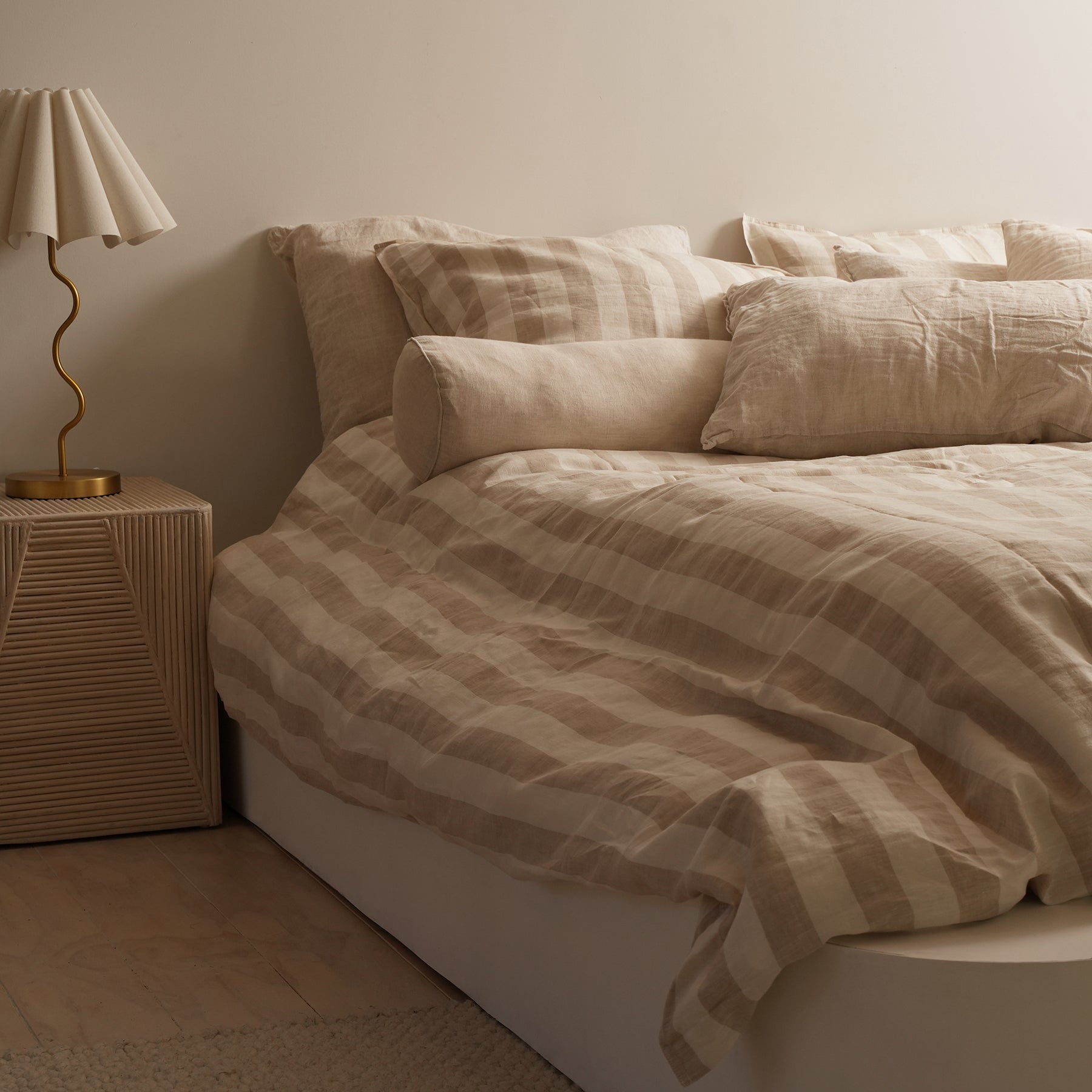 French flax linen duvet cover set in Wide Natural Stripe