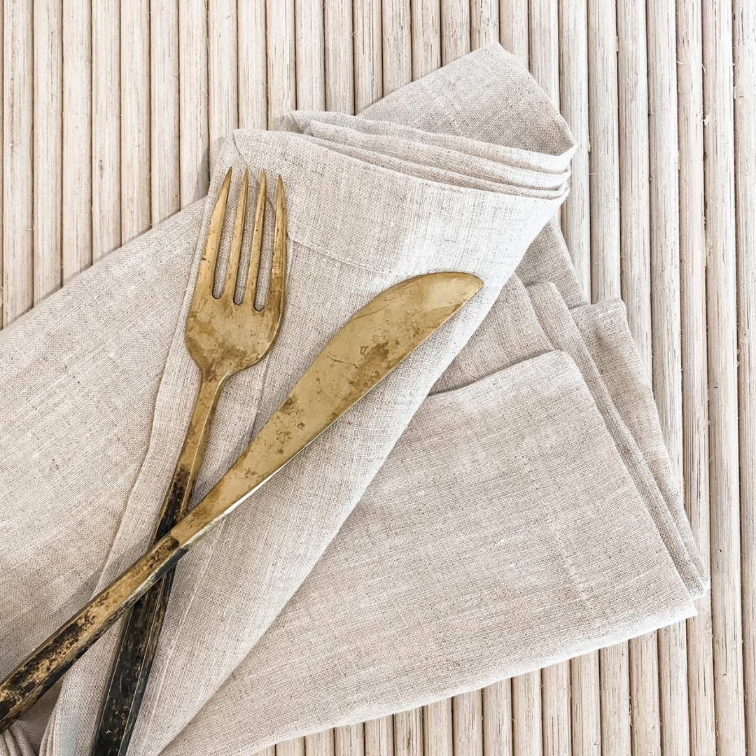 French flax linen napkin in Set Of 4 Natural Oat close-up of fabric