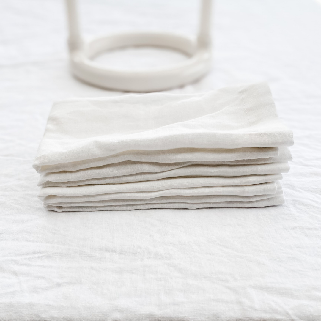 French flax linen napkin in Set Of 4 White detail view