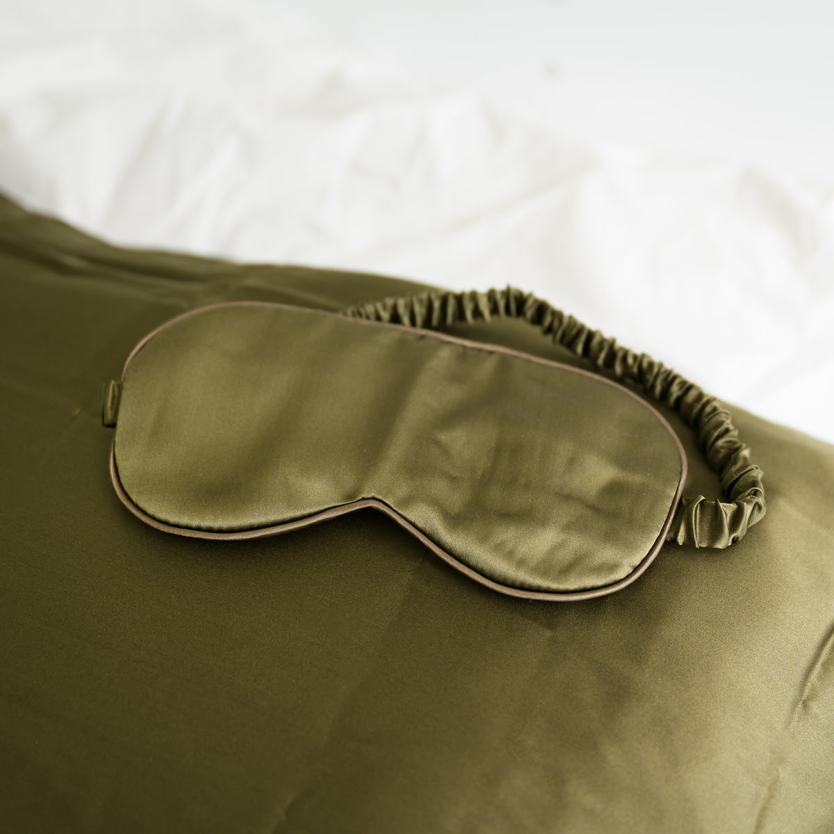 100% Pure Silk Gift Set- Olive