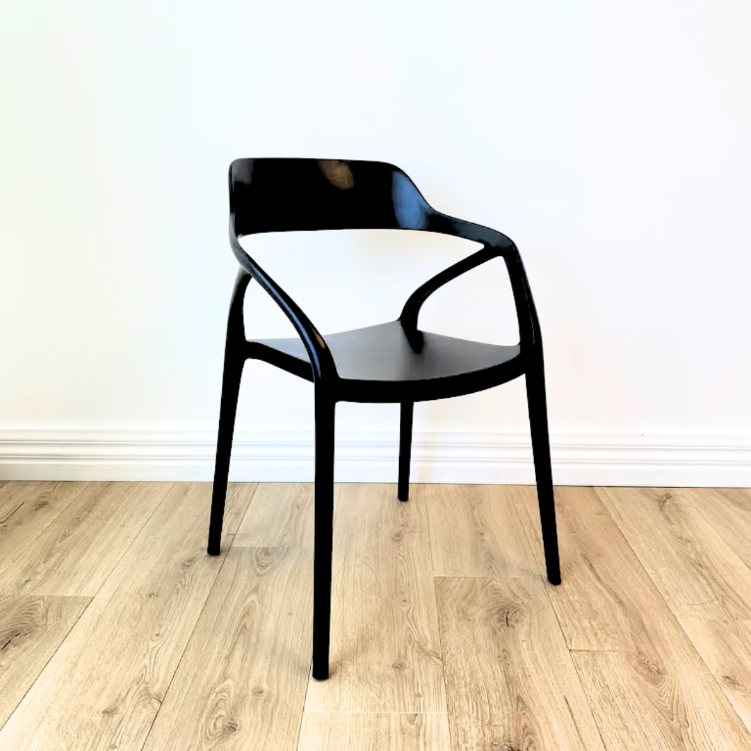 Max chair- black in set of 4