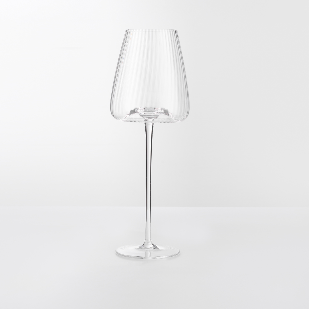 Melted crystal white wine glass in set of 4, close-up